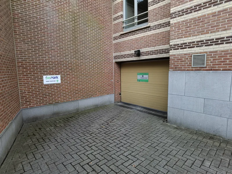 Parking Avenue de Calabre