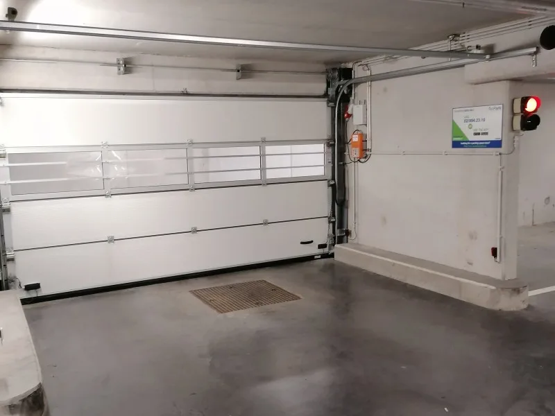 Parking Piscine de Neder-Over-Heembeek