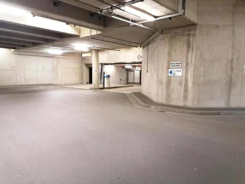 Parking - Belval (Terre Rouge) - Esch-sur-Alzette