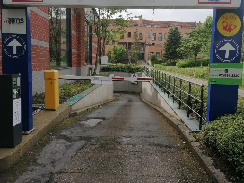 Aldi private parking - Leuven
