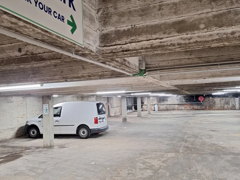 Parking Rue de Beyseghem 127,  Neder-Over-Heembeek (1120)