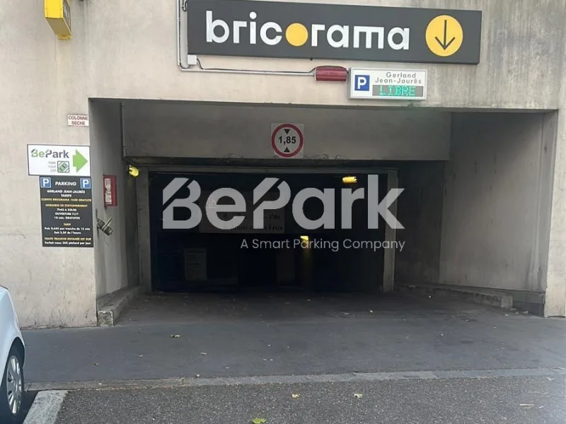 Parking Gerland Jean-Jaurès Bricorama