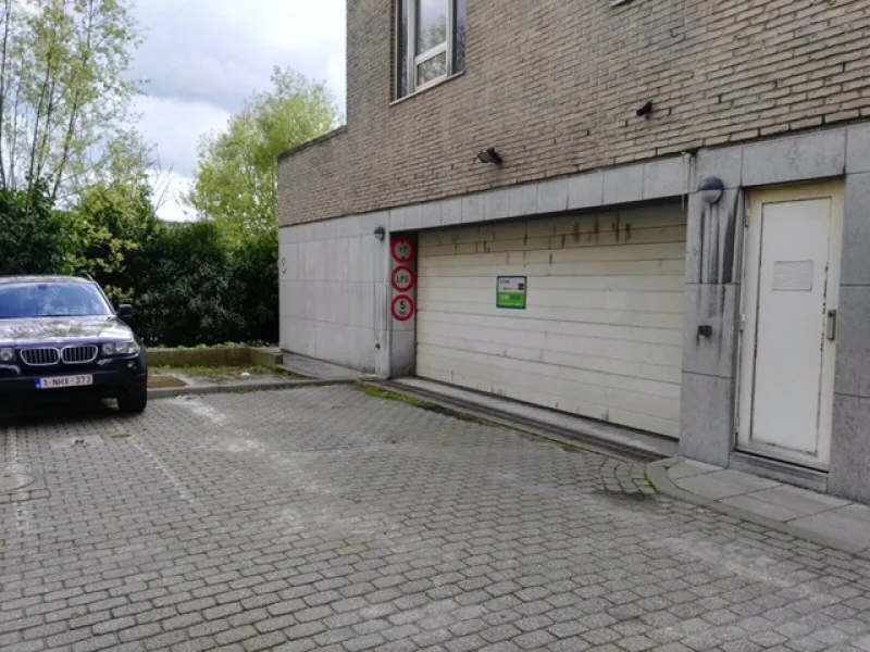 Parking Triomphe 173